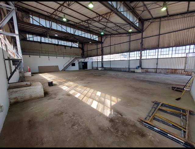 459M² FACTORY TO LET IN ANDERBOLT